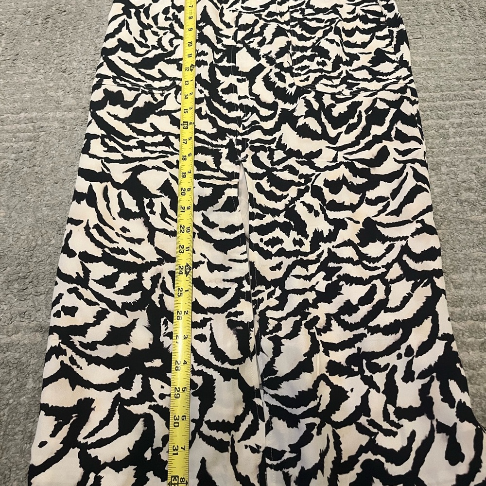 REISS London Black and White Midi Pencil Skirt with Slit - Picture 4 of 7